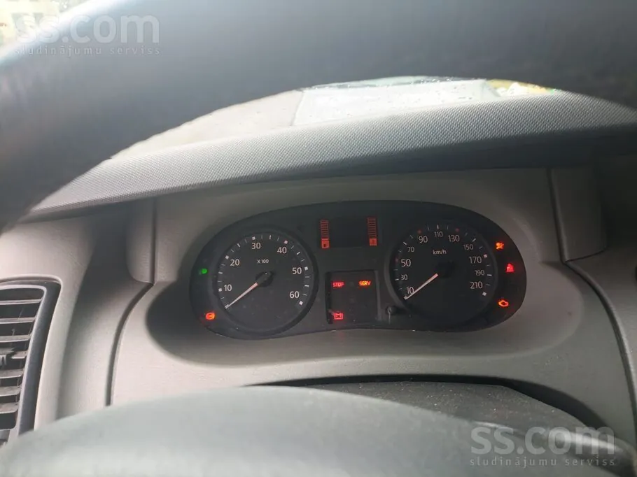 Renault Trafic 2010 photo 5