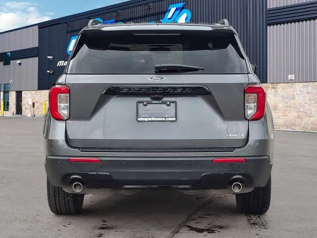 Ford Explorer 2023 photo 4