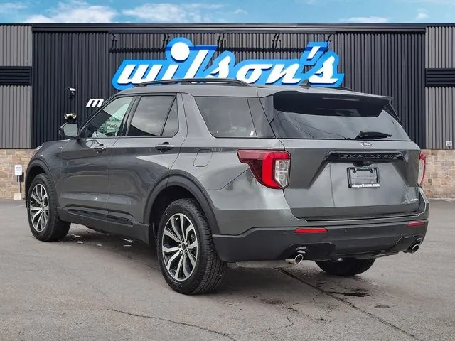 Ford Explorer 2023 photo 3