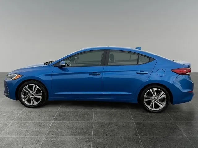 Hyundai Elantra 2018 photo 2