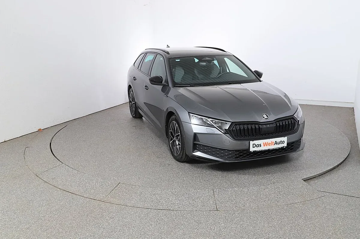 Skoda Octavia 2025 photo 2