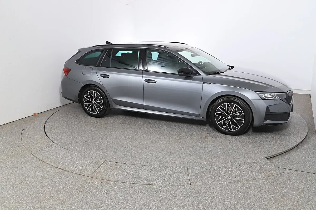 Skoda Octavia 2025 photo 3