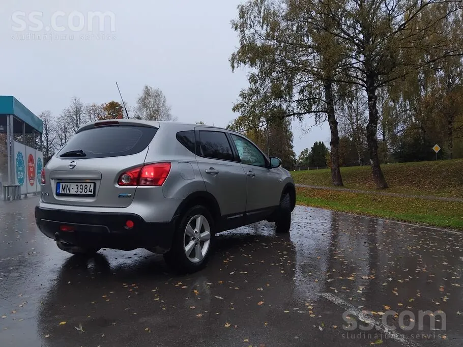Nissan Qashqai 2010 photo 2