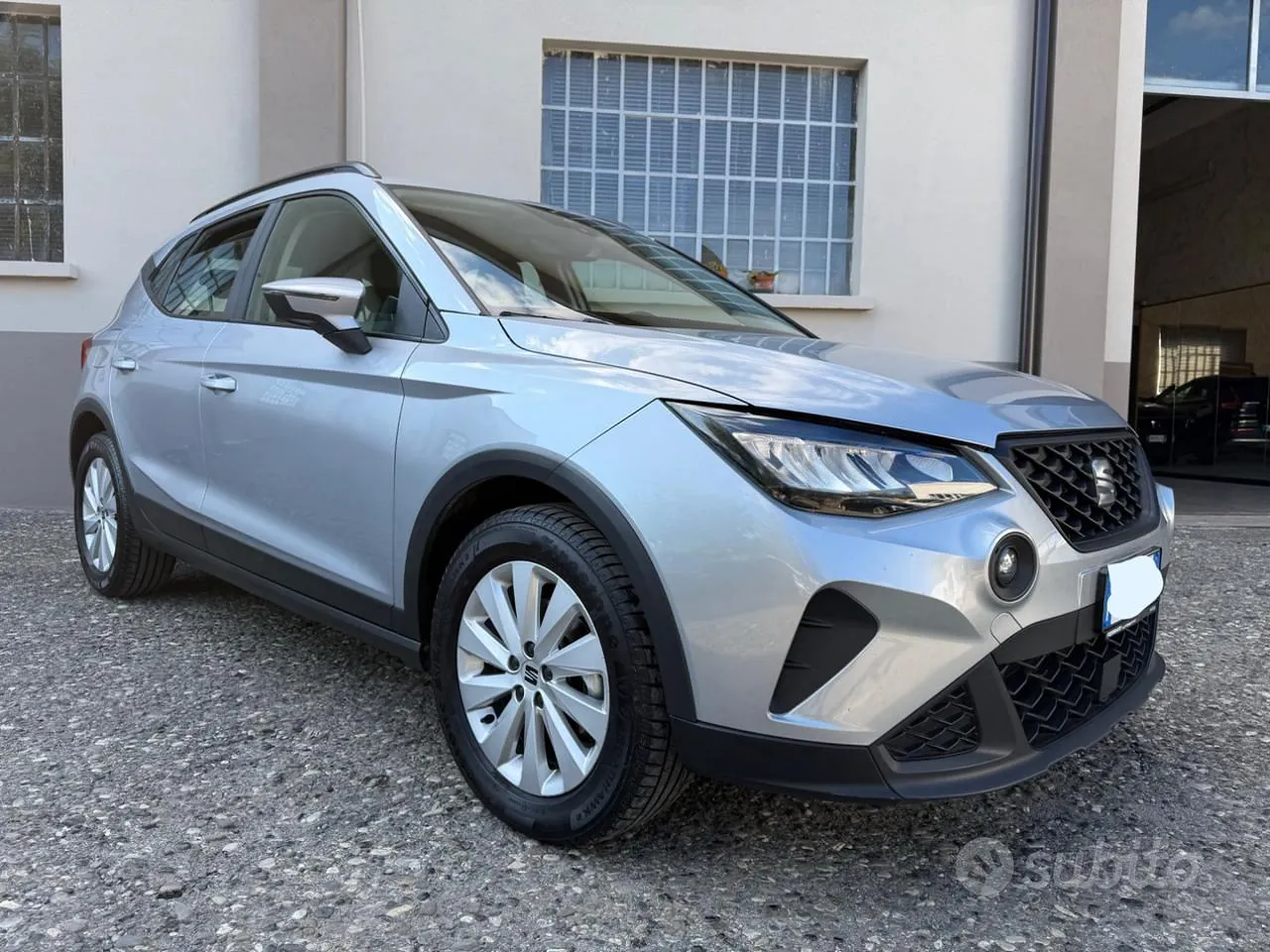 Seat Arona 2023 photo 3
