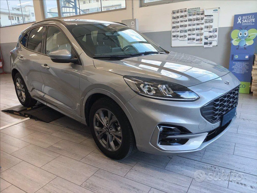 Ford Kuga 2023 photo 3