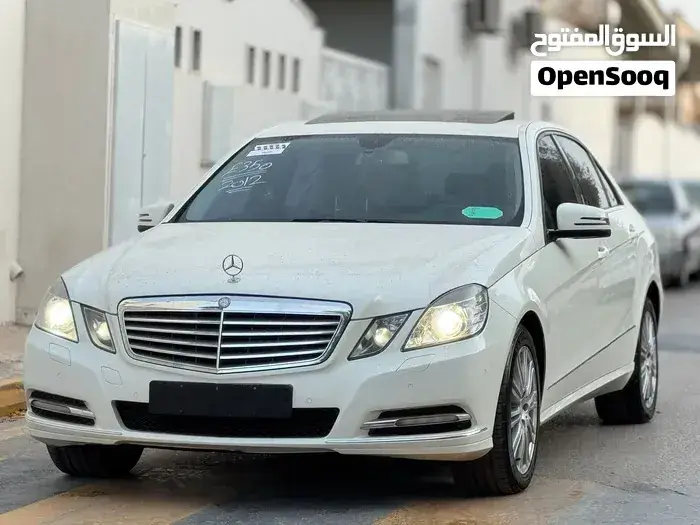 Mercedes-Benz E-Class 2011 photo 3