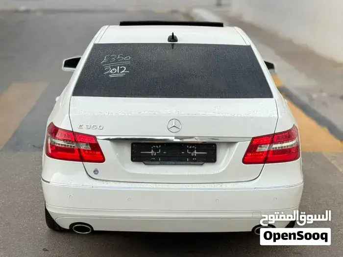 Mercedes-Benz E-Class 2011 photo 4