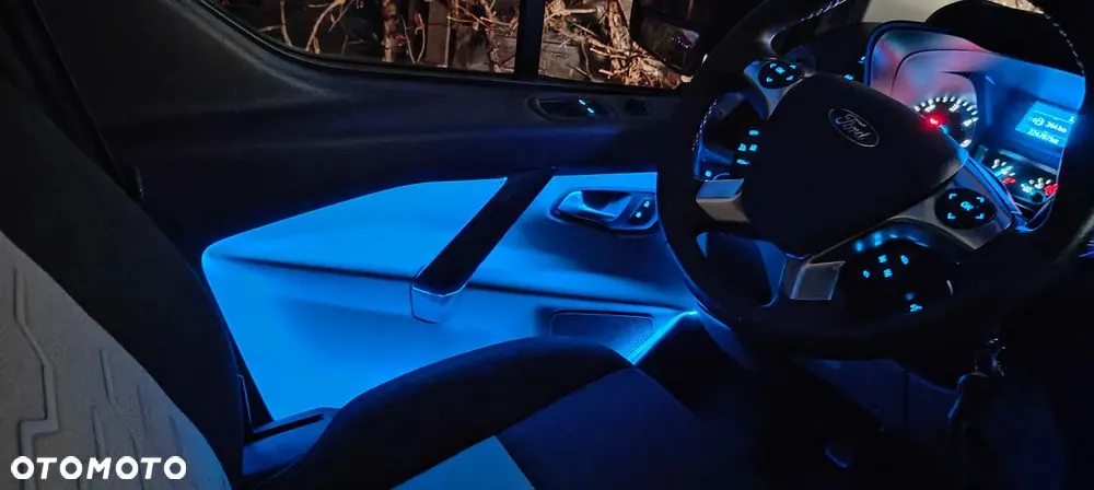 Ford Tourneo Custom 2015 photo 4