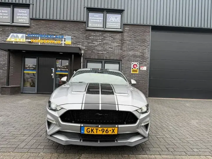 Ford Mustang 2022 photo 2