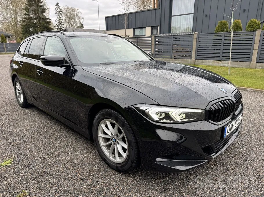 BMW 318 2022 photo 2
