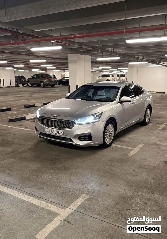 Kia Cadenza 2017 photo 2