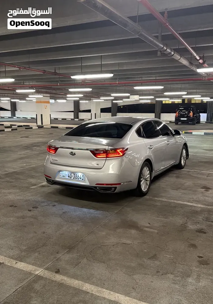 Kia Cadenza 2017 photo 4