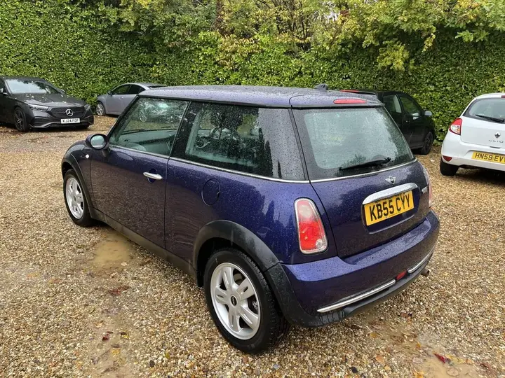 Mini One 2006 photo 5