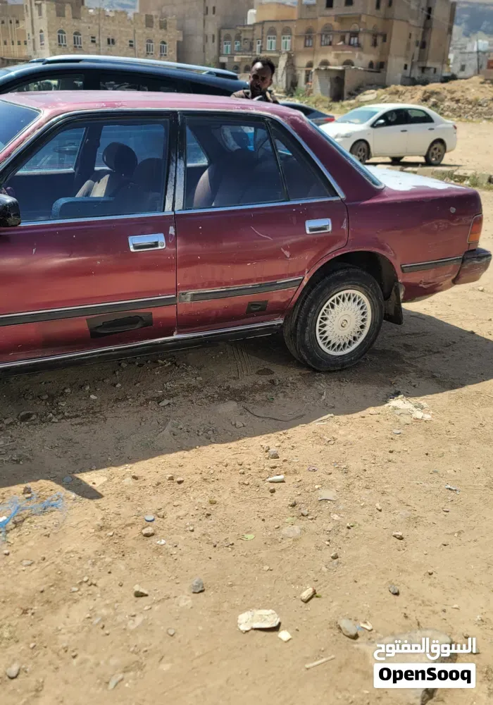 Toyota Cressida 1993 photo 2