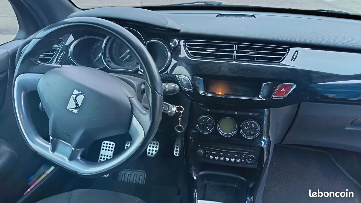 Citroen Ds3 2011 photo 3