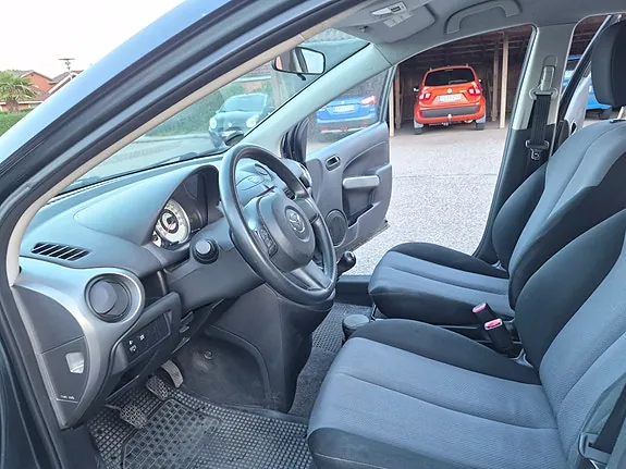 Mazda 2 2008 photo 5