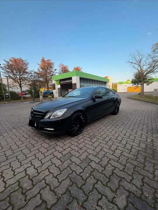 Mercedes-Benz E 200 Coupé