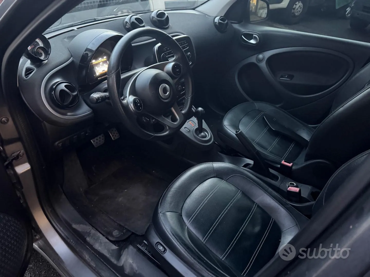 Smart Forfour 2018 photo 3