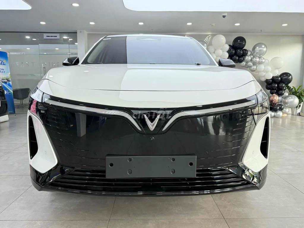 Vinfast Vf8