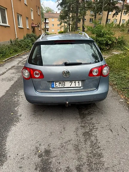 Volkswagen Passat 2010 photo 2