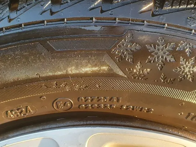 Toyota Yaris 2008 photo 4
