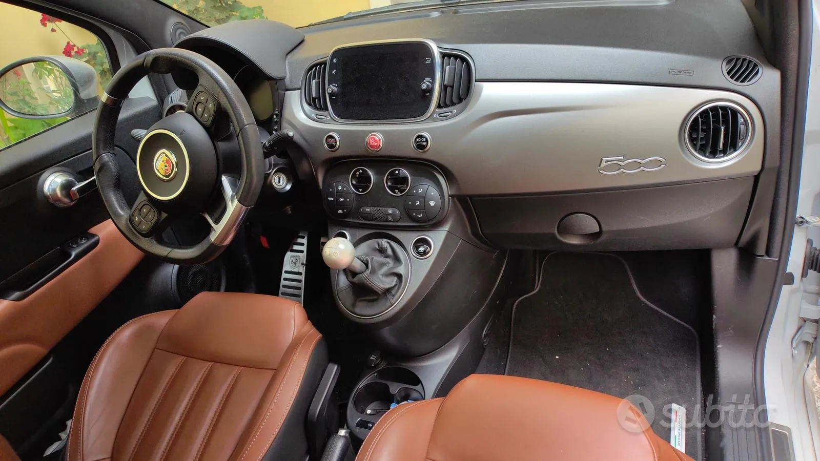 Fiat 500 Abarth 595 2019 photo 2