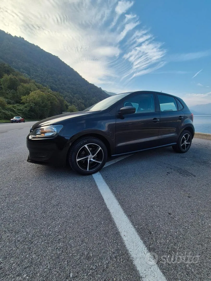 Volkswagen Polo 2010 photo 4