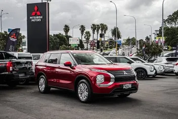 Mitsubishi Outlander 2022 photo 4