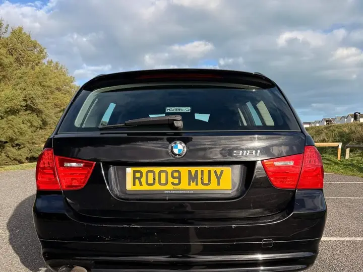 BMW 3 Series 2009 photo 5
