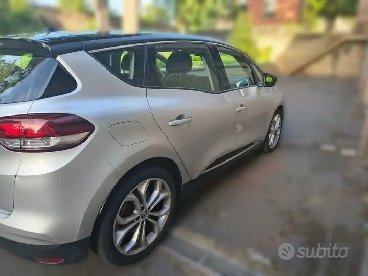 Renault Scenic 2019 photo 2