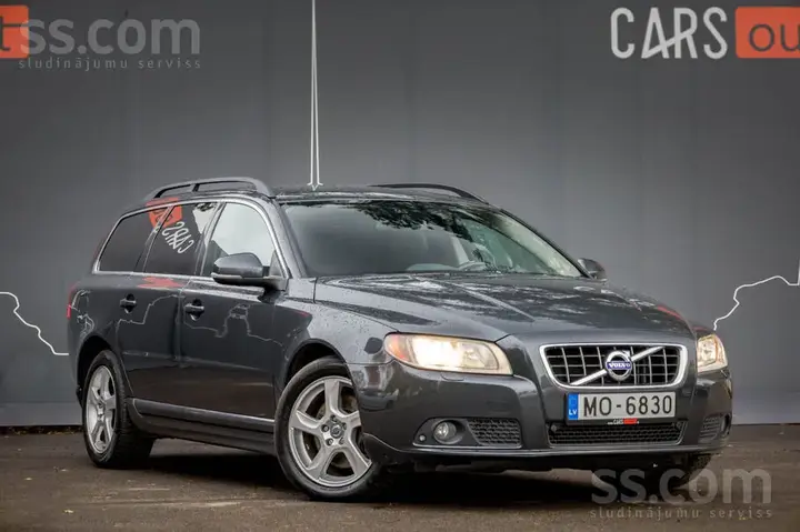 Volvo V70 2012 photo 3