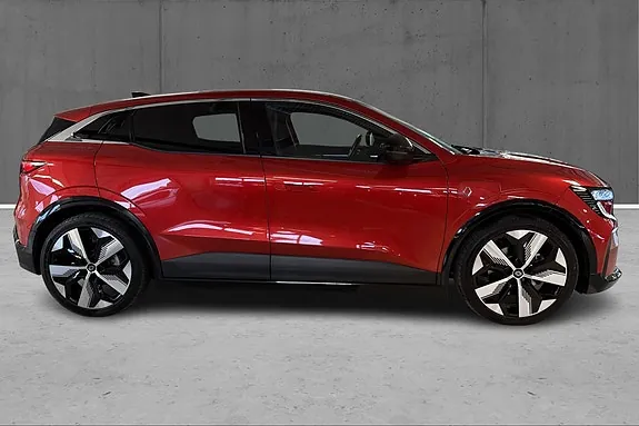 Renault Megane E-Tech 2022 photo 4