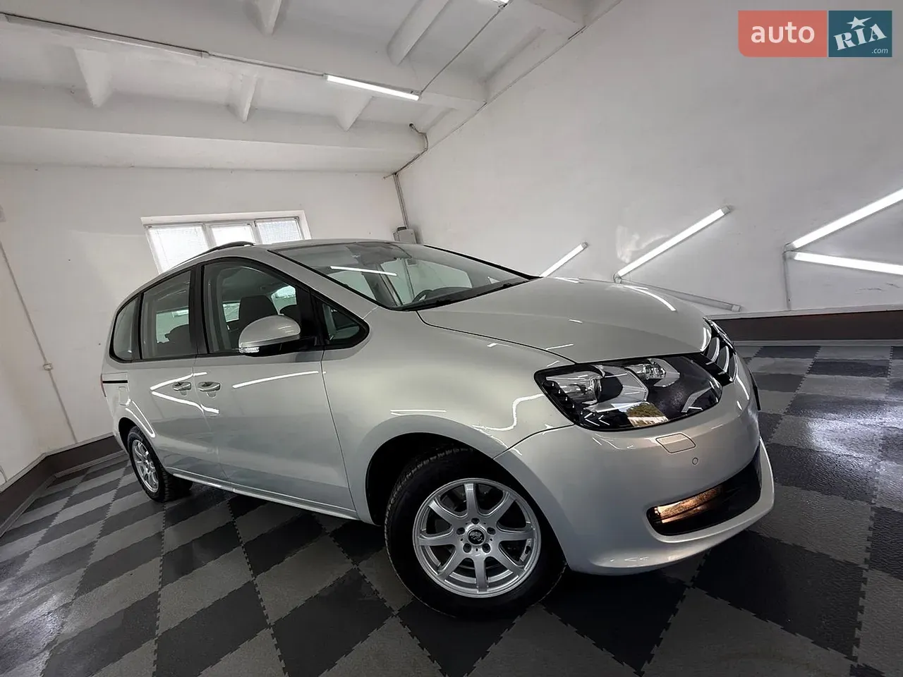 Volkswagen Sharan 2014 photo 4