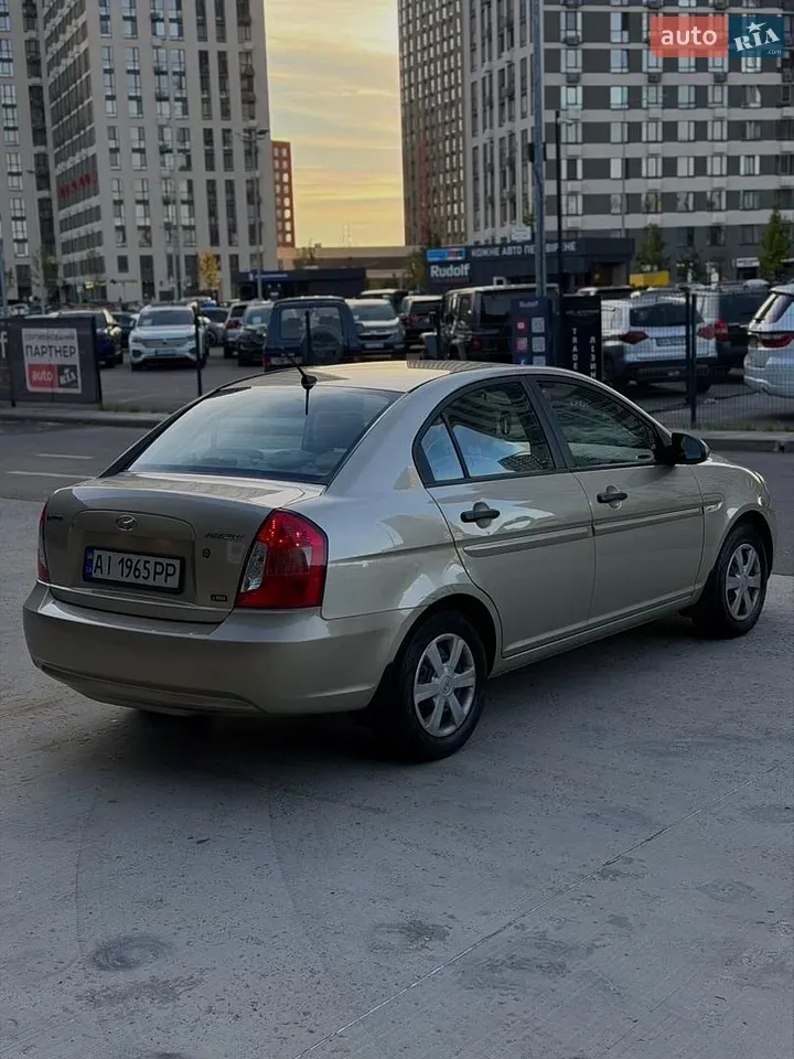 Hyundai Accent 2008 photo 4
