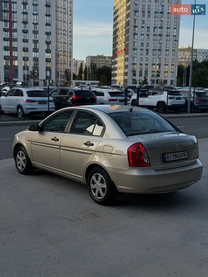 Hyundai Accent 2008 photo 3