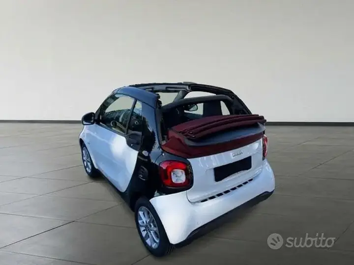 Smart Fortwo 2018 photo 4