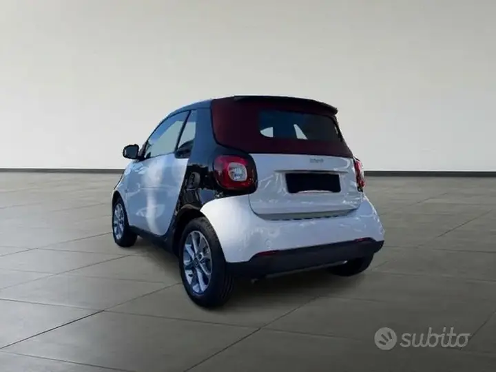 Smart Fortwo 2018 photo 3