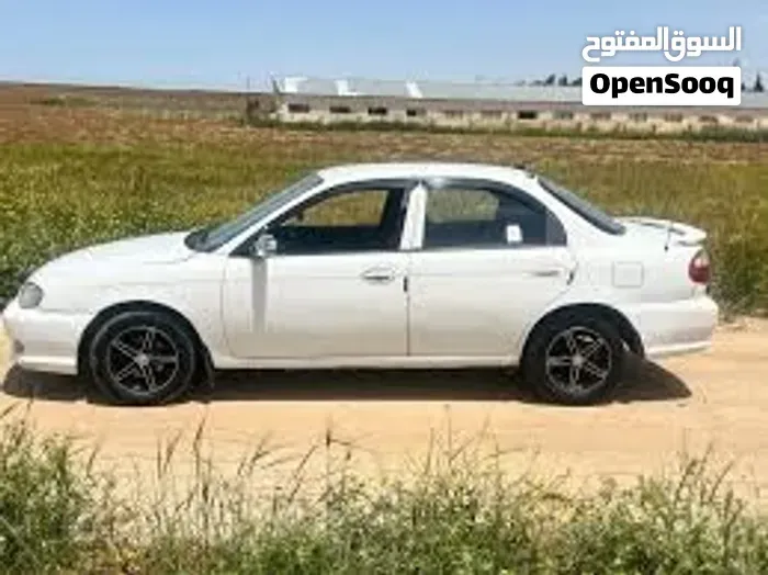 Kia Sephia
