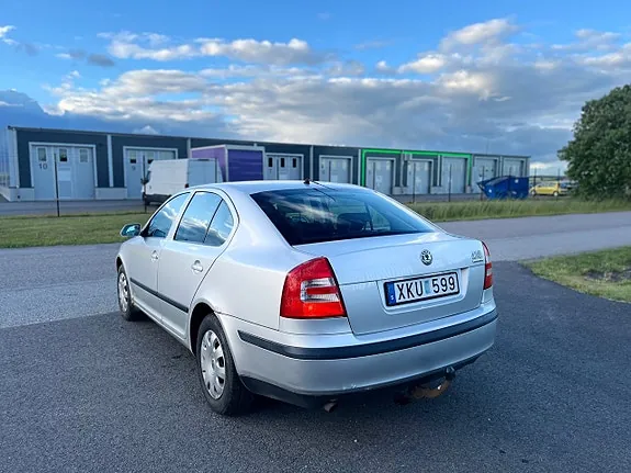 Skoda Octavia 2006 photo 5