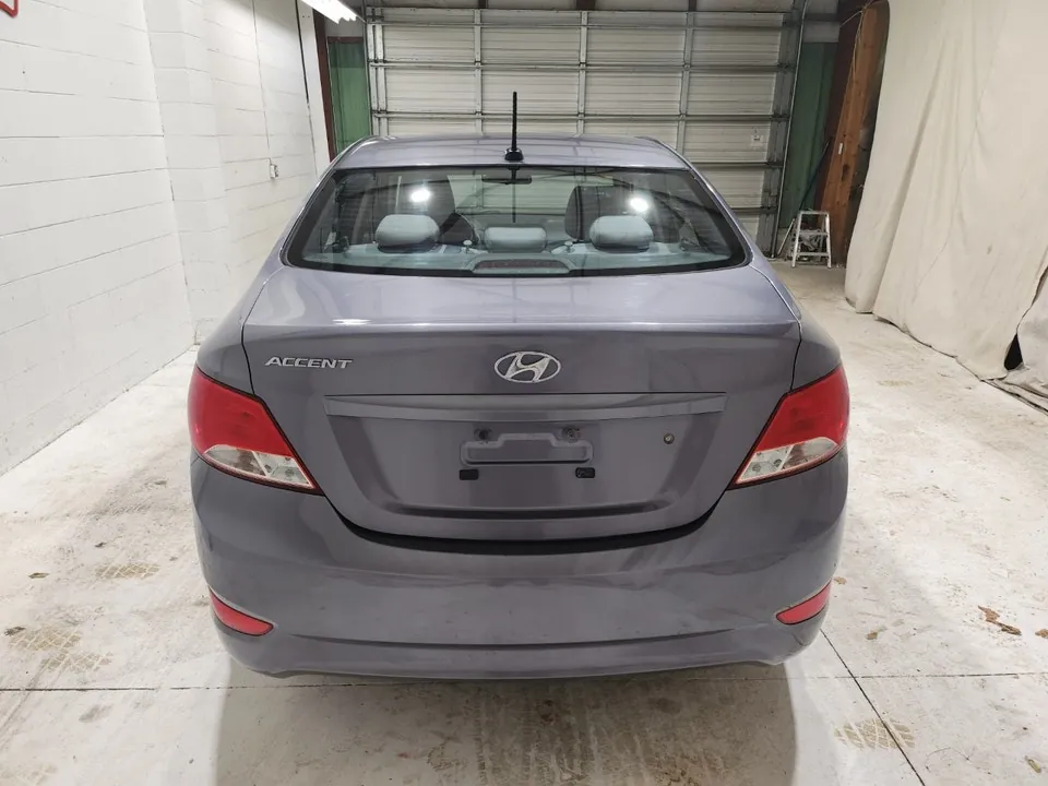 Hyundai Accent 2017 photo 3