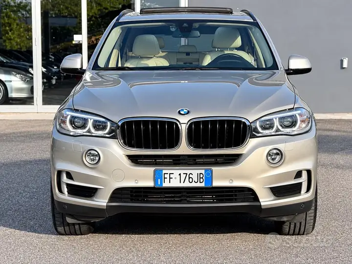 BMW X5 2017 photo 2