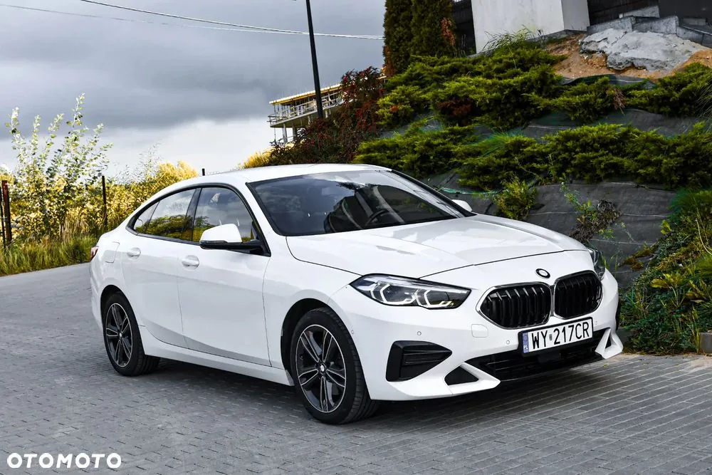 BMW Seria 2 218I 2022 photo 3