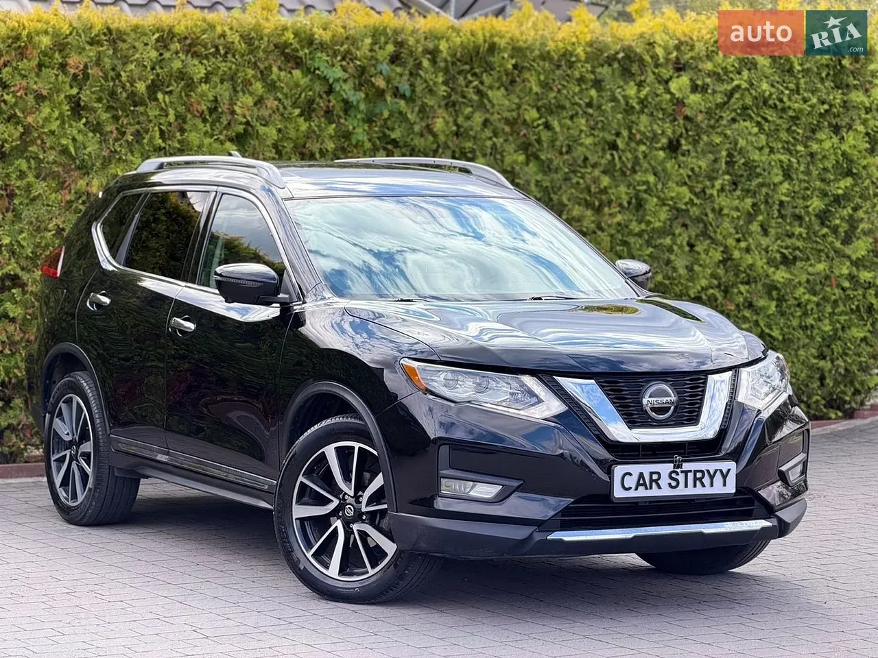 Nissan Rogue 2020 photo 2