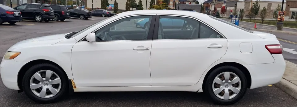 Toyota Camry 2010 photo 2