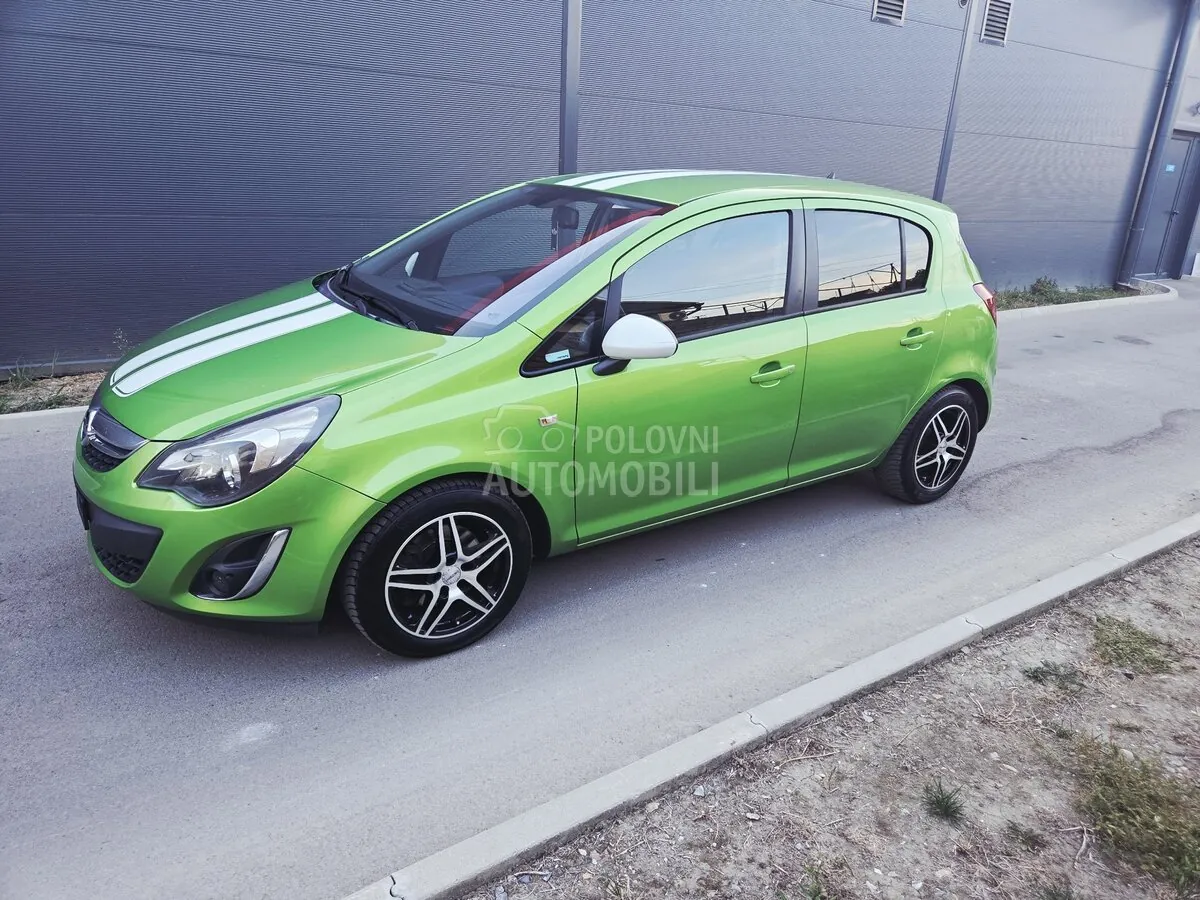 Opel Corsa D 2013 photo 2