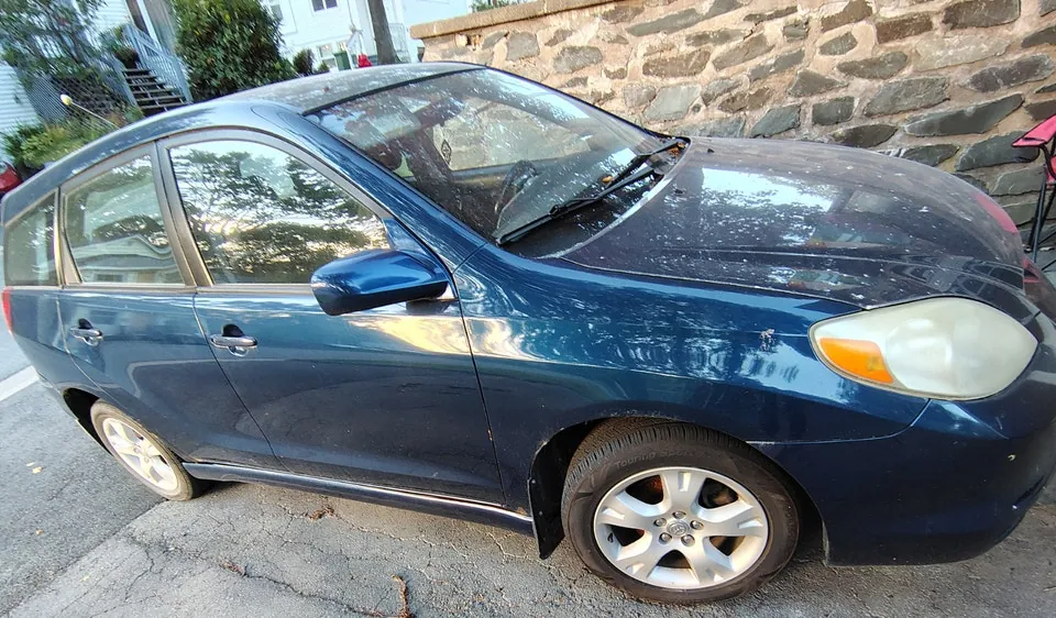 Toyota Matrix 2003 photo 2