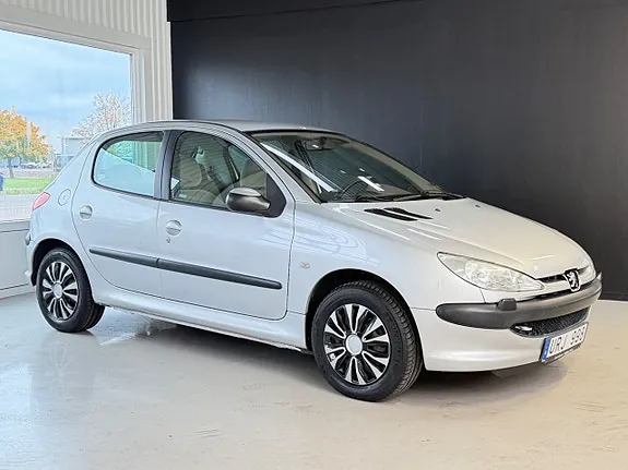 Peugeot 206 2004 photo 4