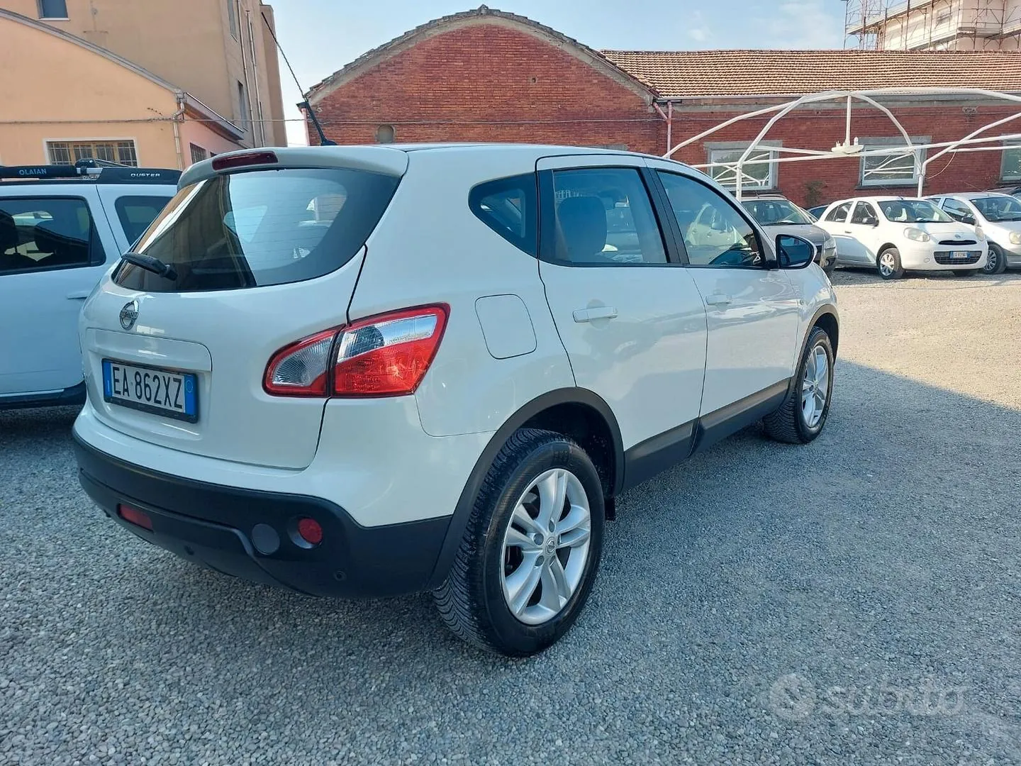 Nissan Qashqai 2010 photo 3