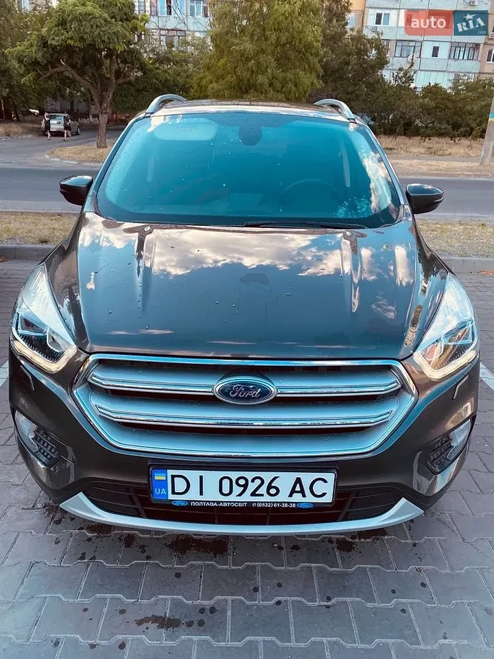 Ford Kuga 2019 photo 2