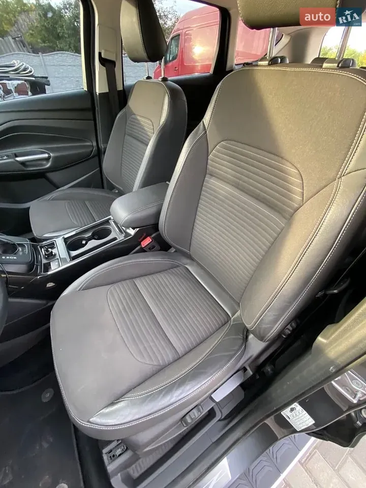 Ford Kuga 2019 photo 3